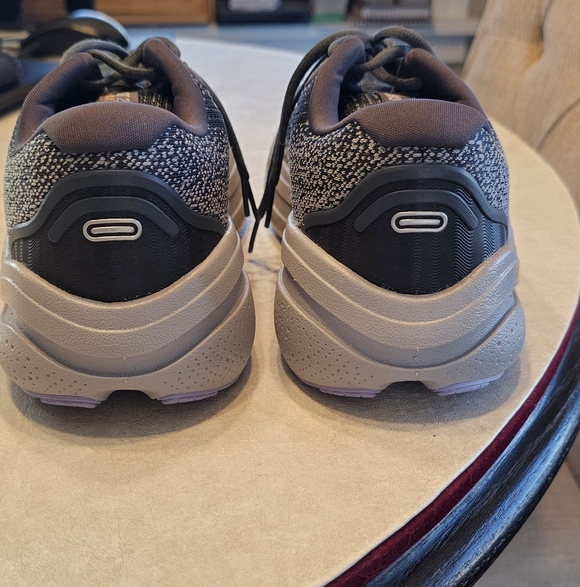 Womens Brooks Ghost Max 2 Running Shoe NWOB - Picture 10 of 12